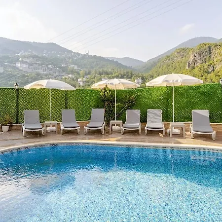 Luxury 1 * Аланія