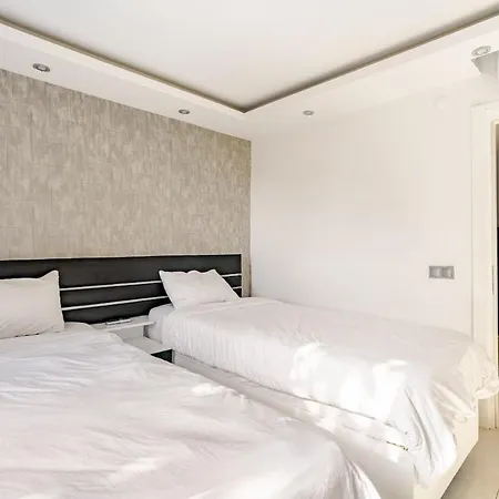 Luxury 1 * Аланія