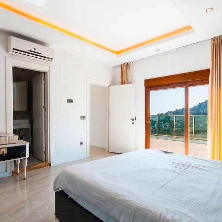 Luxury 1 *