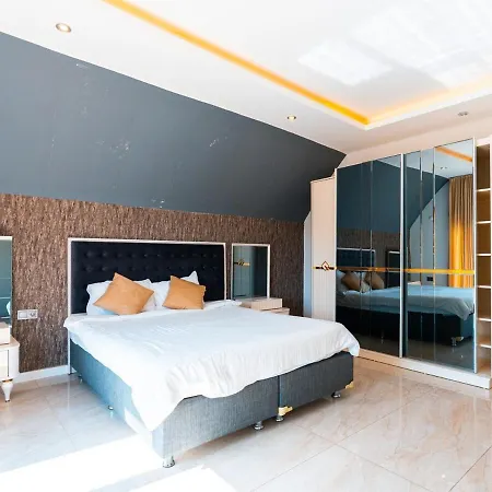 Luxury 1 Villa
