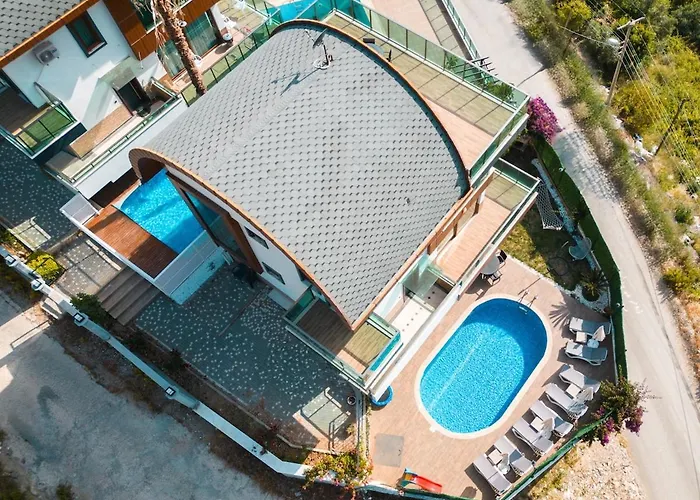 Luxury 1 * Алания