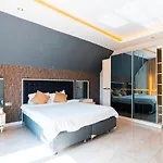 Luxury 1 Вілла